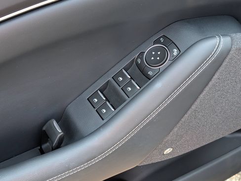 Used 2024 Ford Mustang Mach-E Premium AWD/4WD image 18