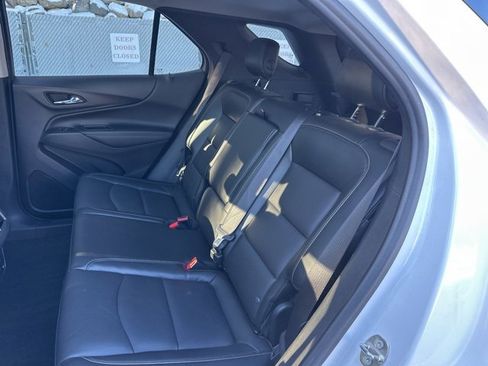 Used 2018 Chevrolet Equinox Premier image 29