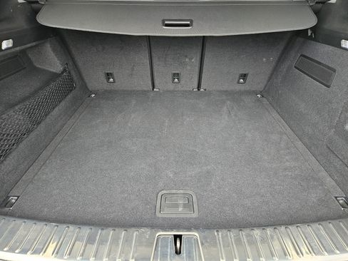 Certified 2026 Porsche Cayenne AWD/4WD image 31