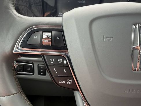 Used 2020 Lincoln Navigator Reserve w/ Luxury Package AWD/4WD image 29