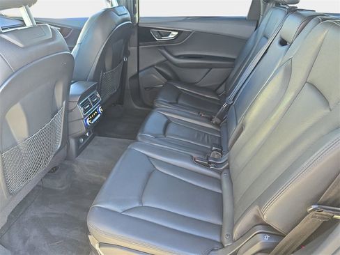Used 2019 Audi Q7 3.0T Premium Plus w/ Premium Plus Package image 19