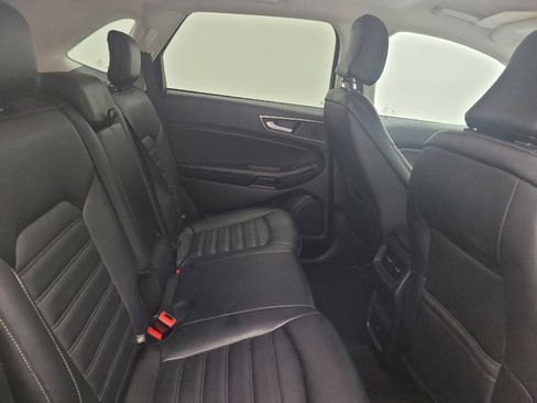 Used 2024 Ford Edge SEL image 19