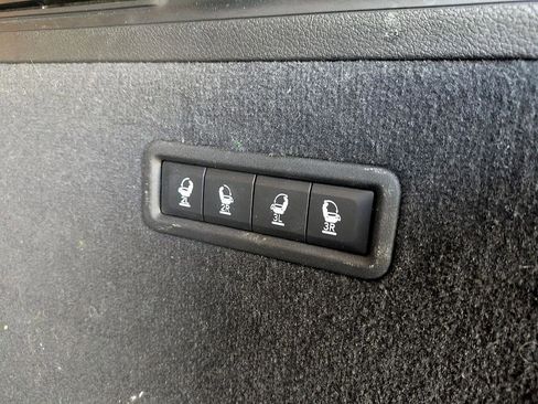 Used 2022 Jeep Grand Wagoneer Series III image 28