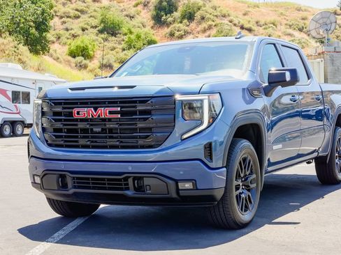 New 2026 GMC Sierra 1500 Elevation w/ Elevation Premium Package AWD/4WD image 2