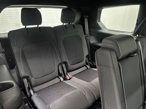 New 2026 Jeep Grand Cherokee L Laredo AWD/4WD image 16