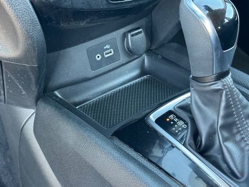 Used 2020 Nissan Rogue Sport S FWD image 22