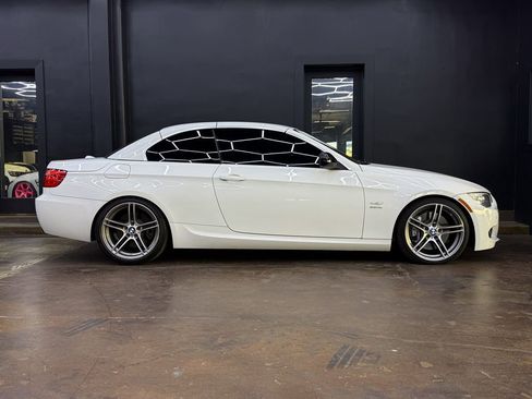 Used 2011 BMW 335is Convertible RWD image 10