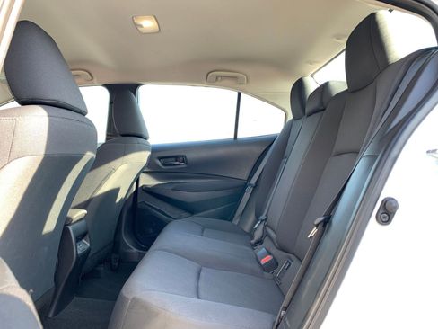 Used 2025 Toyota Corolla LE image 23