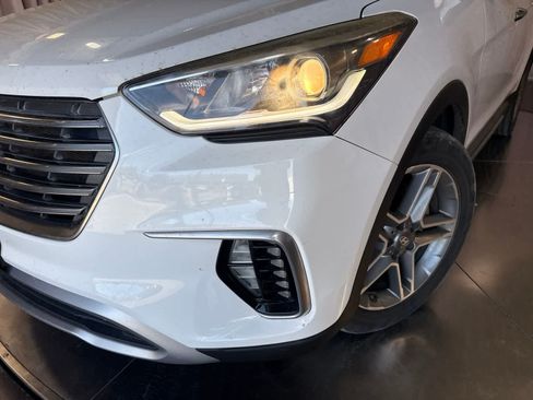 Used 2018 Hyundai Santa Fe Limited FWD image 7