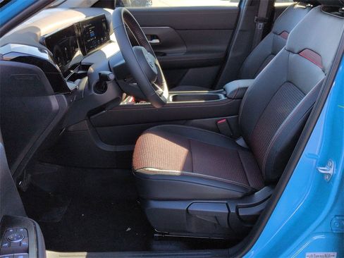 New 2026 Nissan Kicks SR w/ Cold Weather Package image 14