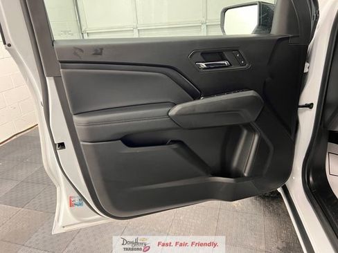 Used 2023 Chevrolet Colorado LT w/ LT Convenience Package II RWD image 28