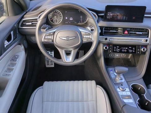 Certified 2025 Genesis G70 2.5T w/ Sport Prestige Package RWD image 18