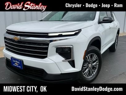 Used 2026 Chevrolet Traverse LT w/ Driver Confidence Package
