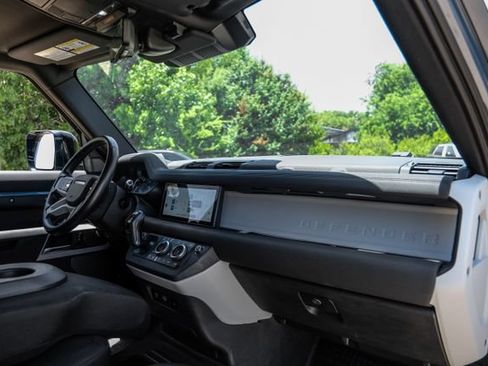 Used 2021 Land Rover Defender 110 AWD/4WD image 14