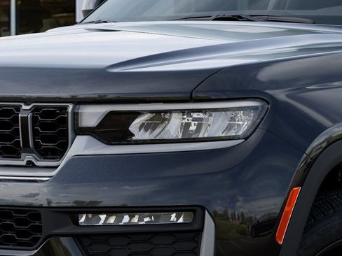 New 2026 Jeep Grand Cherokee L Limited image 10