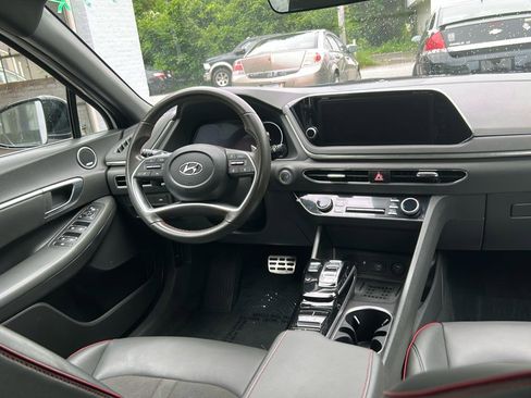 Used 2023 Hyundai Sonata SEL Plus image 12