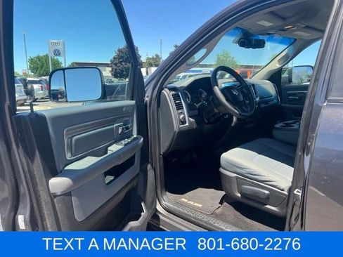 Used 2017 RAM 2500 SLT AWD/4WD image 18