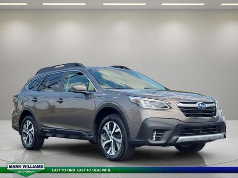 Used 2022 Subaru Outback Limited w/ Popular Package #2 AWD/4WD image 1