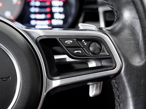 Used 2018 Porsche Macan S image 14