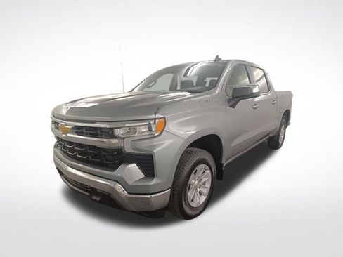 Used 2025 Chevrolet Silverado 1500 LT RWD image 4