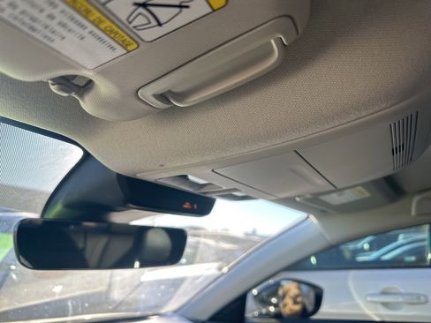 Used 2022 MAZDA CX-30 2.5 Turbo w/ Premium Package image 17