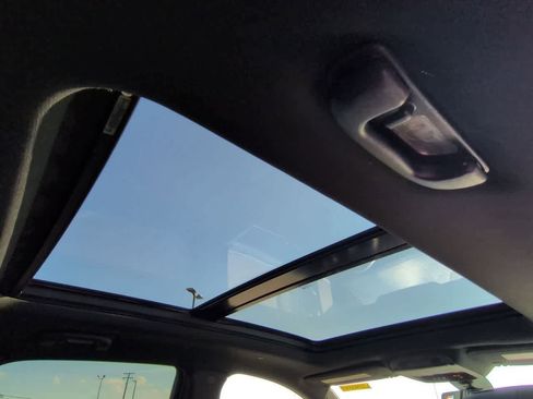 Used 2020 Cadillac XT5 Premium Luxury image 22