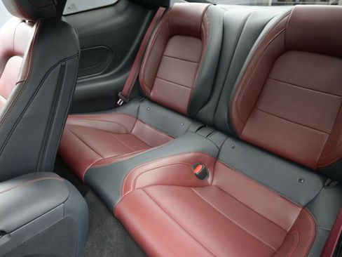 Used 2024 Ford Mustang GT Premium image 11