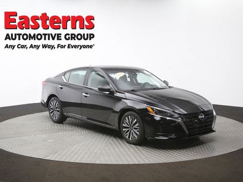 Used 2024 Nissan Altima 2.5 SV image 48