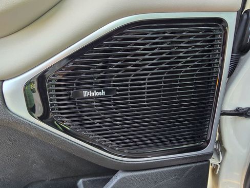 Used 2022 Jeep Wagoneer Series III w/ Premium Group I AWD/4WD image 14