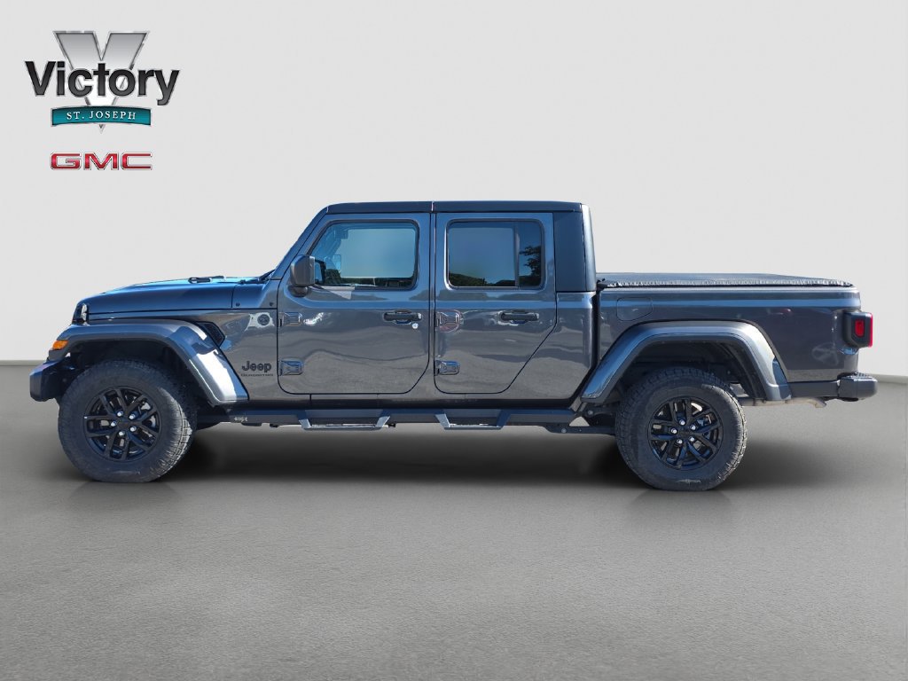 Used 2022 Jeep Gladiator Sport AWD/4WD image 6