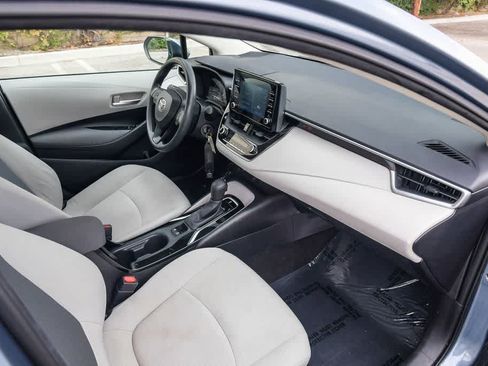 Used 2020 Toyota Corolla L w/ Carpet Mat Package (TMS) FWD image 15