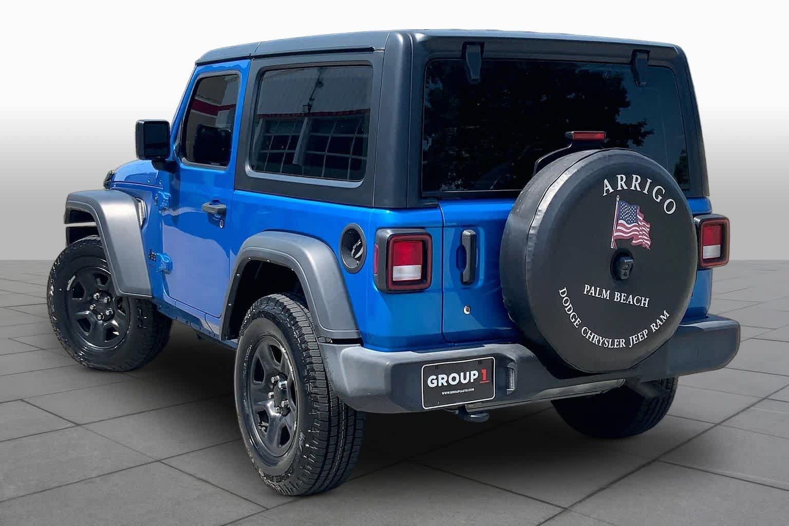 Used 2023 Jeep Wrangler Sport AWD/4WD image 11