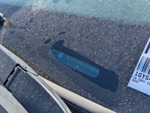 Used 2016 Cadillac Escalade ESV Platinum image 6