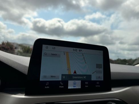 Used 2022 Ford Escape SE w/ Cold Weather Package image 33