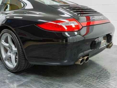 Used 2009 Porsche 911 Carrera 4S image 18