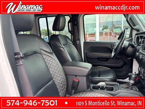 Used 2021 Jeep Wrangler Unlimited Sahara AWD/4WD image 18