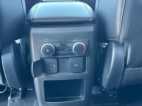 Used 2021 Ford Explorer XLT w/ Equipment Group 202A AWD/4WD image 26