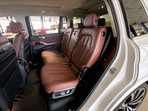 Certified 2023 BMW X7 xDrive40i w/ Premium Package image 20