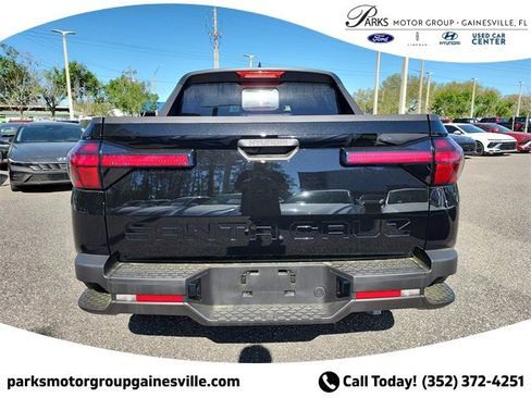 New 2025 Hyundai Santa Cruz SEL image 4