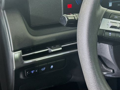 Used 2025 Hyundai Tucson SEL FWD image 17