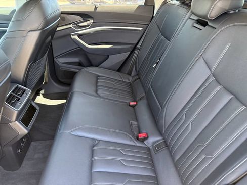 Used 2024 Audi Q8 e-tron Prestige w/ Prestige Package AWD/4WD image 27