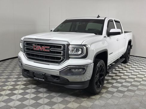 Used 2017 GMC Sierra 1500 SLE w/ Suspension Package, Off-Road AWD/4WD image 10