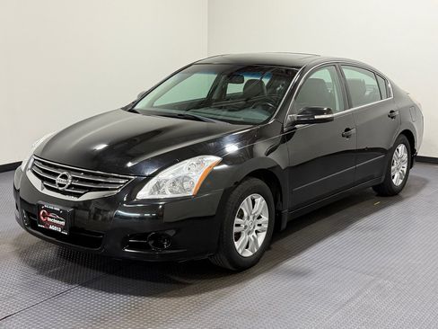 Used 2012 Nissan Altima 2.5 SL w/ 2.5SL Pkg FWD image 1