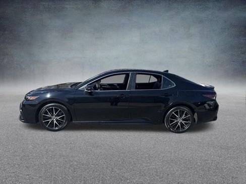 Used 2023 Toyota Camry SE FWD image 11