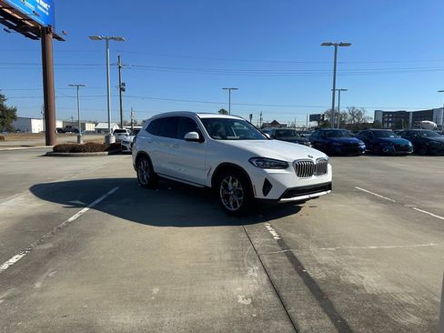 Certified 2024 BMW X3 sDrive30i w/ Premium Package image 3