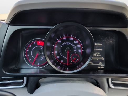 Used 2023 Hyundai Elantra SE w/ Preferred Accessory Package image 11