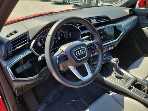 Used 2025 Audi Q3 2.0T Premium AWD/4WD image 7