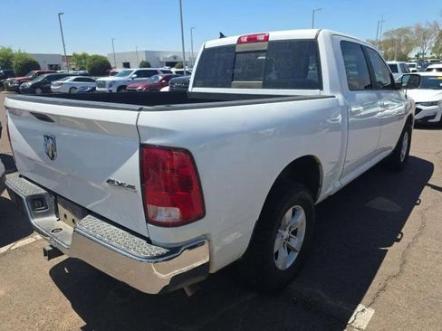 Used 2019 RAM 1500 Classic SLT w/ Luxury Group AWD/4WD image 2