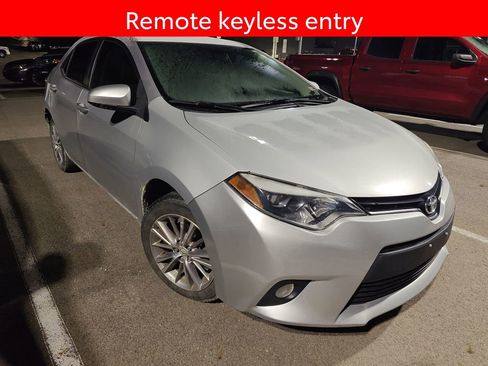 Used 2014 Toyota Corolla LE image 3