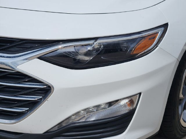 Used 2024 Chevrolet Malibu LT FWD image 9